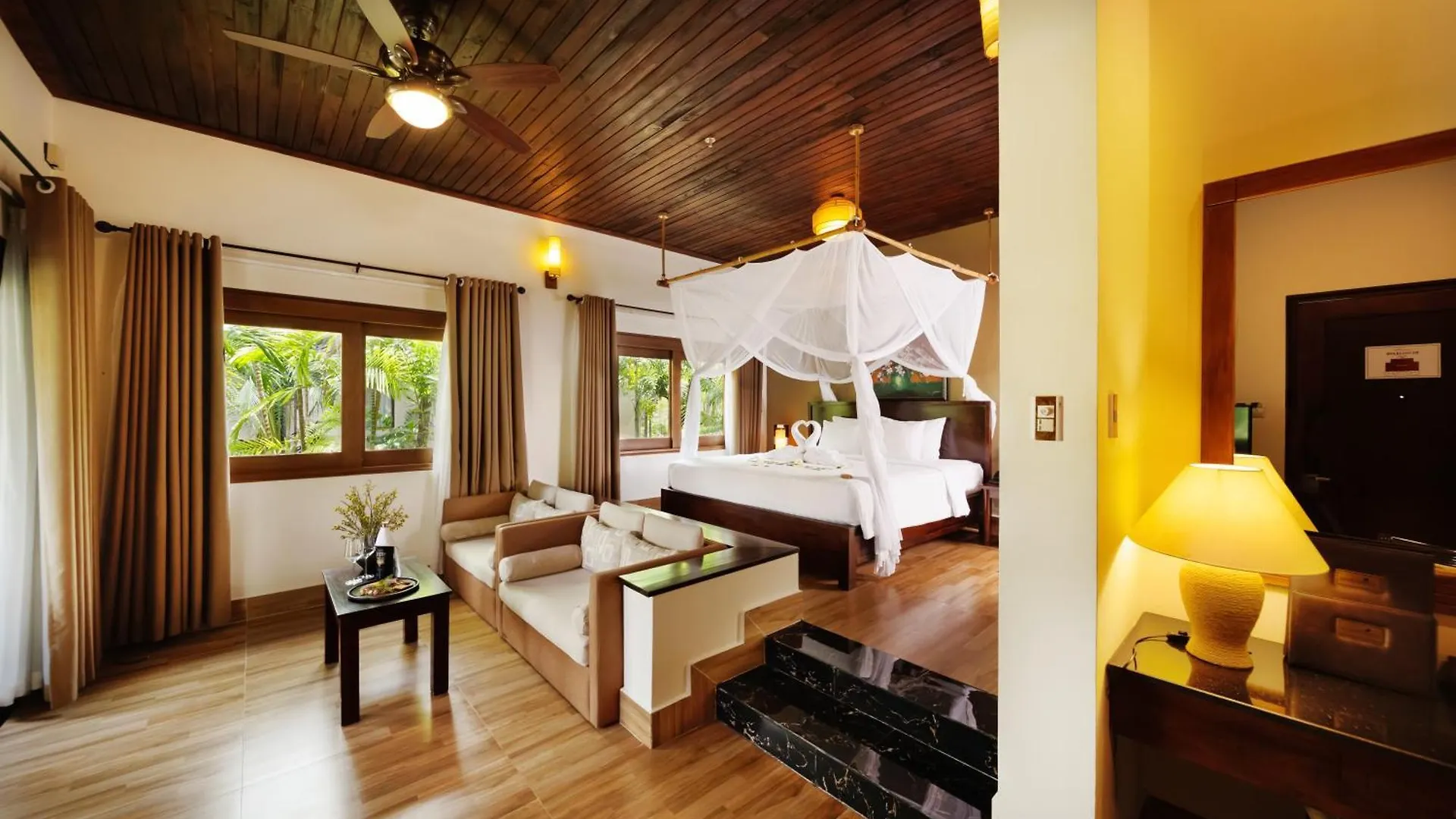 Diamond Bay Resort & Spa Nha Trang 5*,