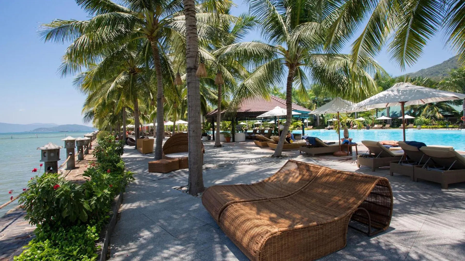 Diamond Bay Resort & Spa Nha Trang 5*,  Vietnam
