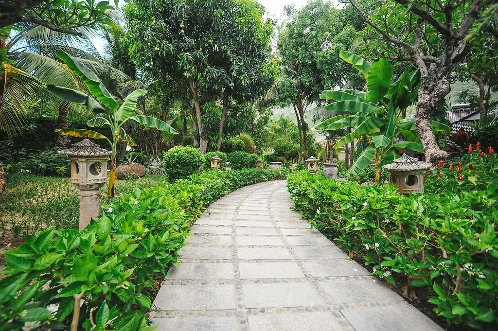 Diamond Bay Resort & Spa Nha Trang