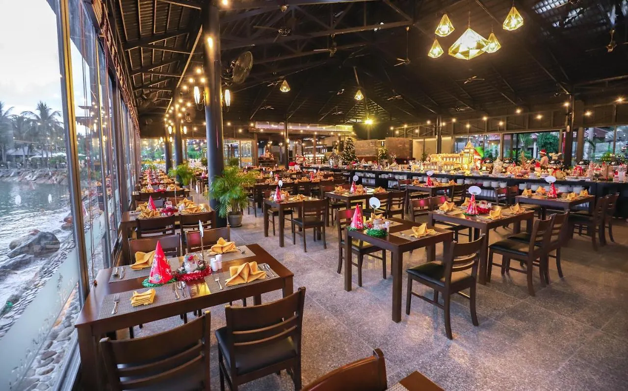 *****  Diamond Bay Resort & Spa Nha Trang Vietnam